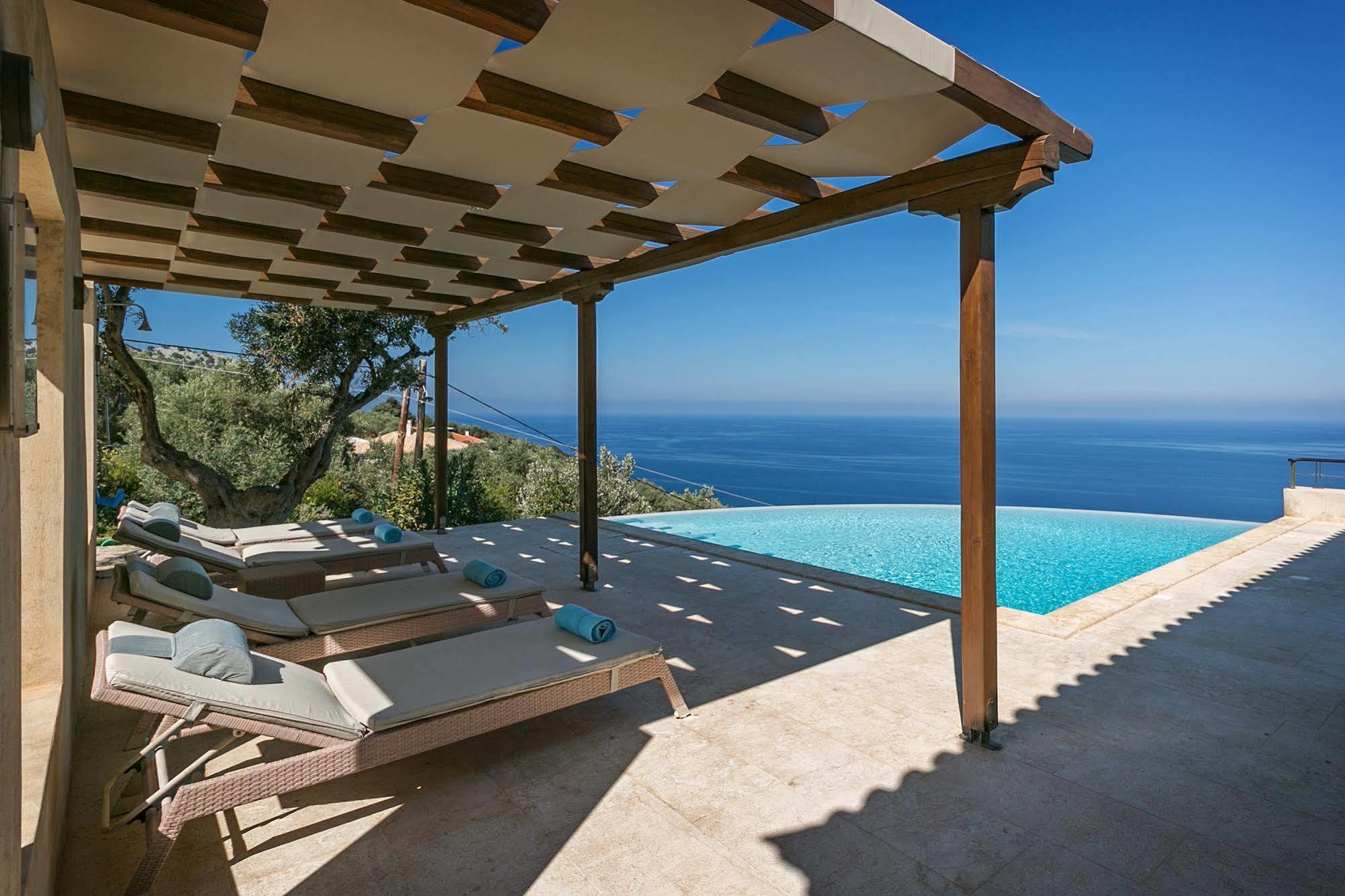 Olivia'S Villas Of Luxury Kalivia  Exterior photo
