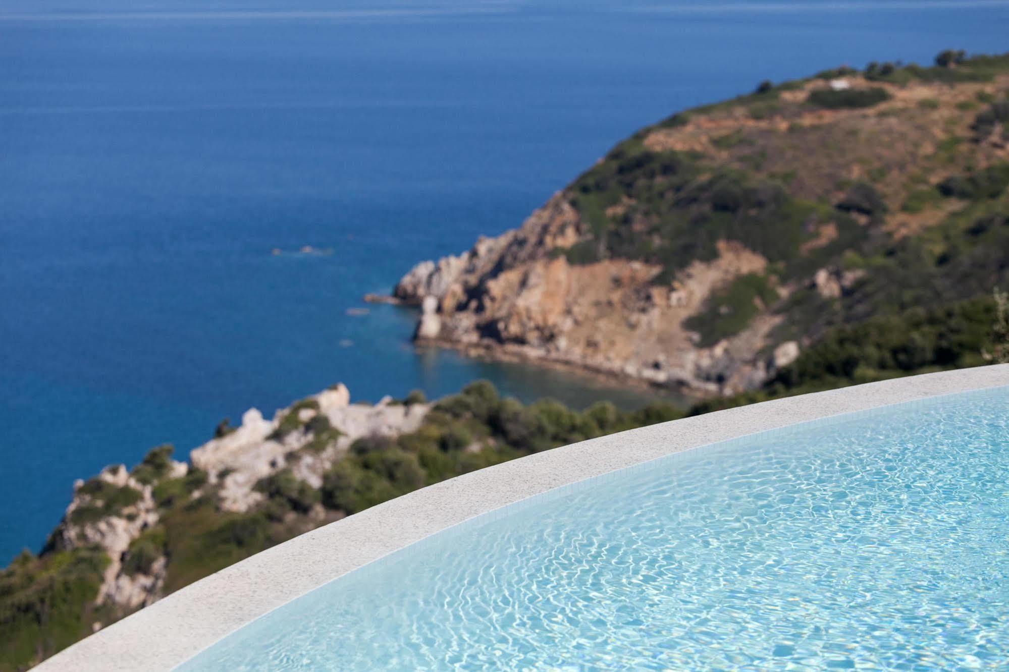 Olivia'S Villas Of Luxury Kalivia  Exterior photo